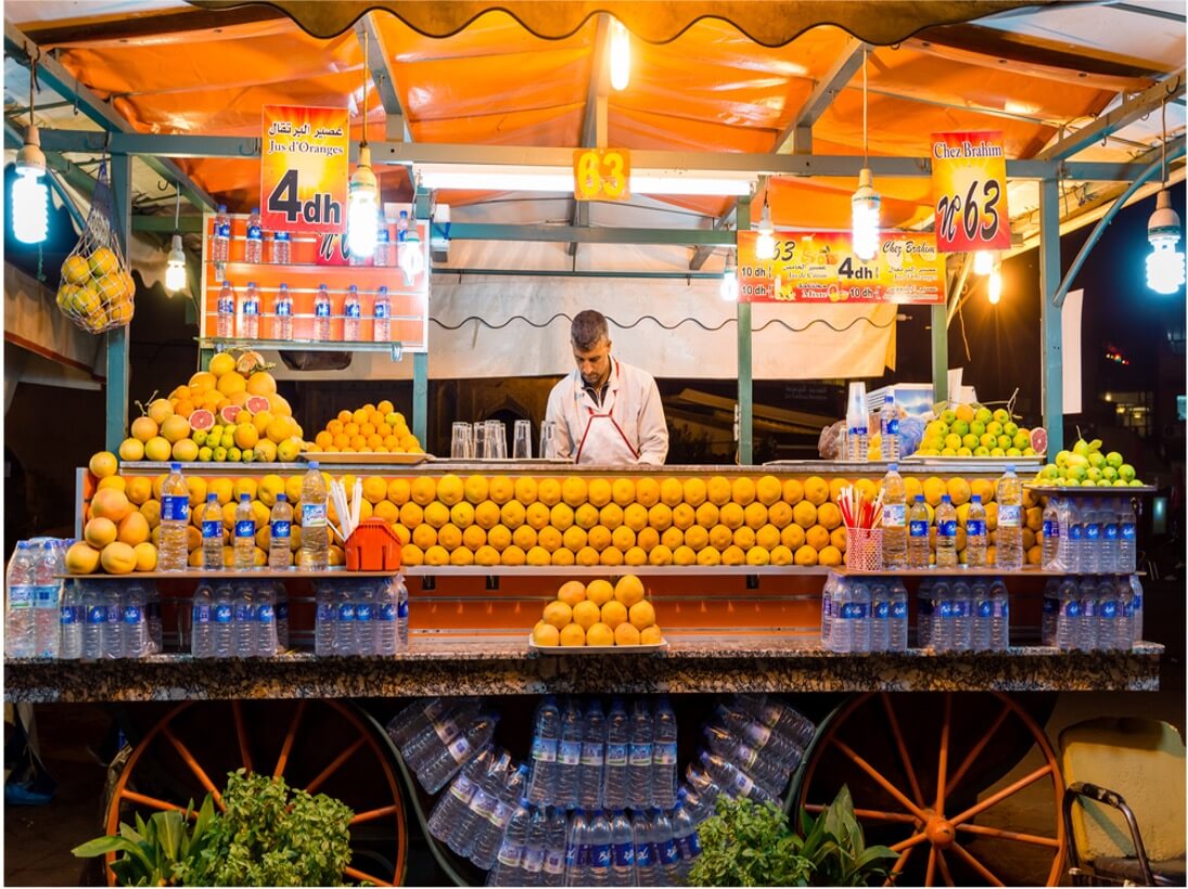 Food Service Retail Stand